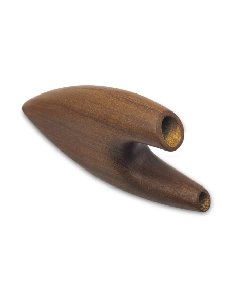 Kuripe circulaire en bois dur – corps courbe en bois brun et ses deux ouvertures, vue d’ensemble