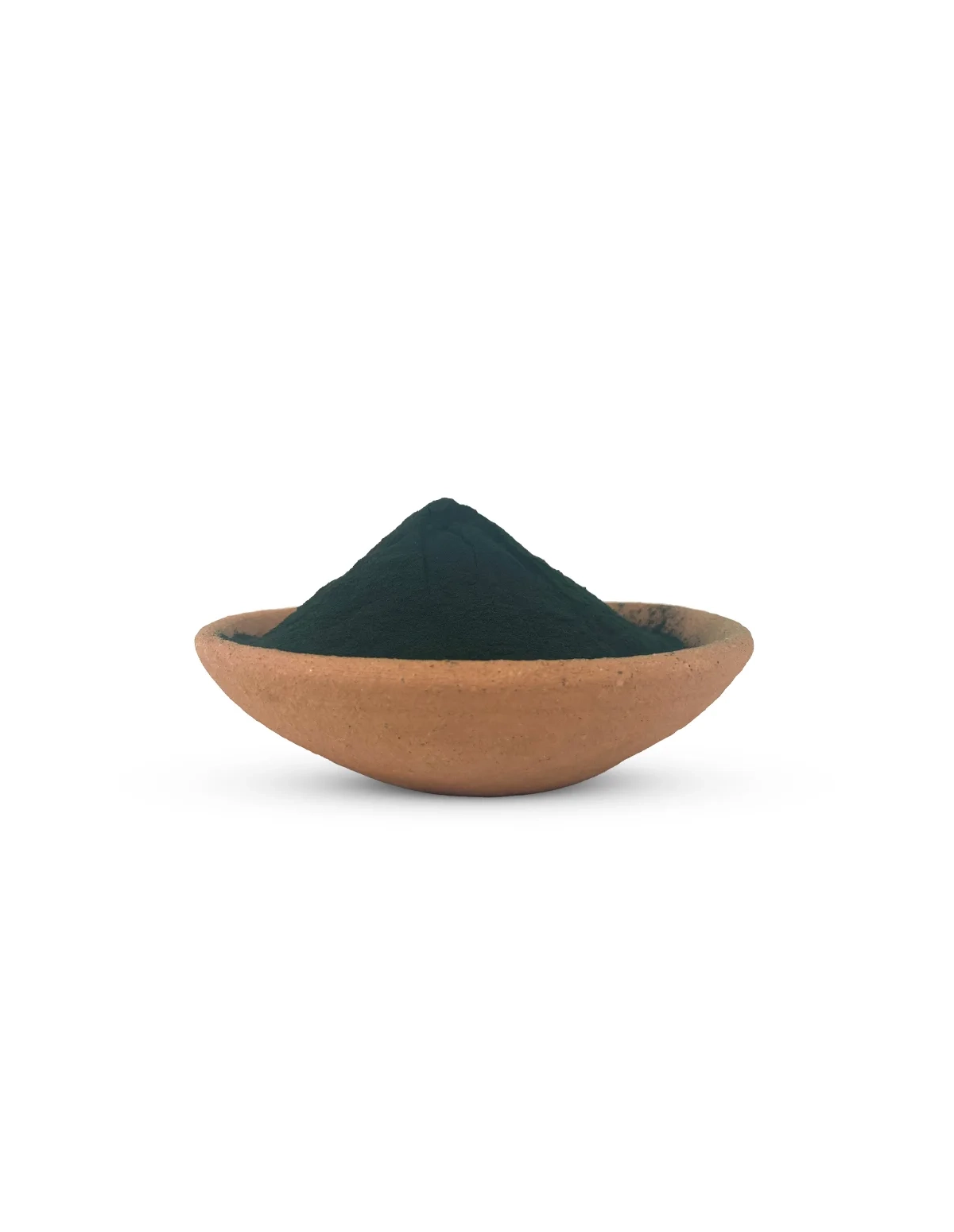 Spiruline – Spirulina platensis – poudre bleu-vert dans une coupelle en terre cuite