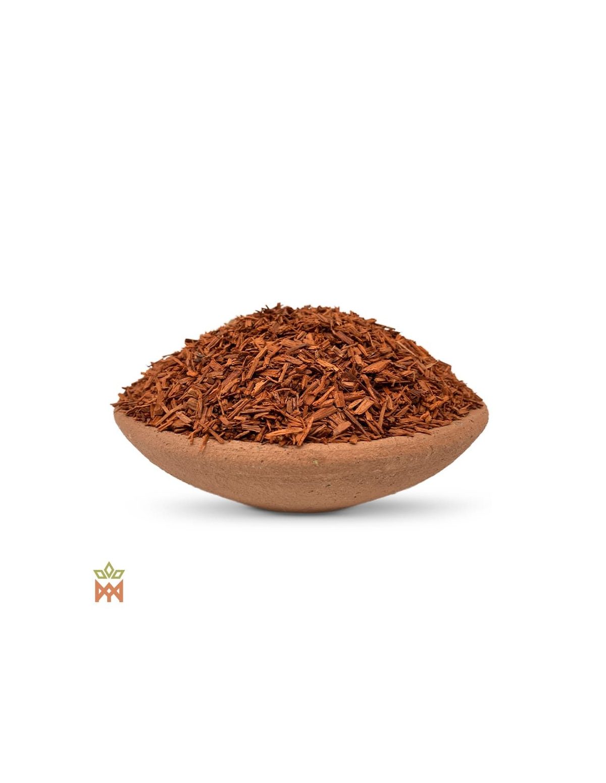 Bois corail africain (Pterocarpus soyauxii) – bois râpé rouge entassé dans une coupelle
