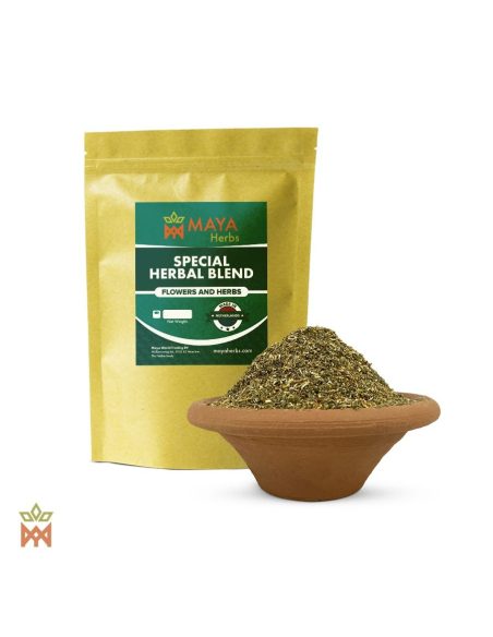 Mélange néerlandais de six plantes – sachet Maya Herbs Special Herbal Blend et coupe fine dans un bol en terre cuite