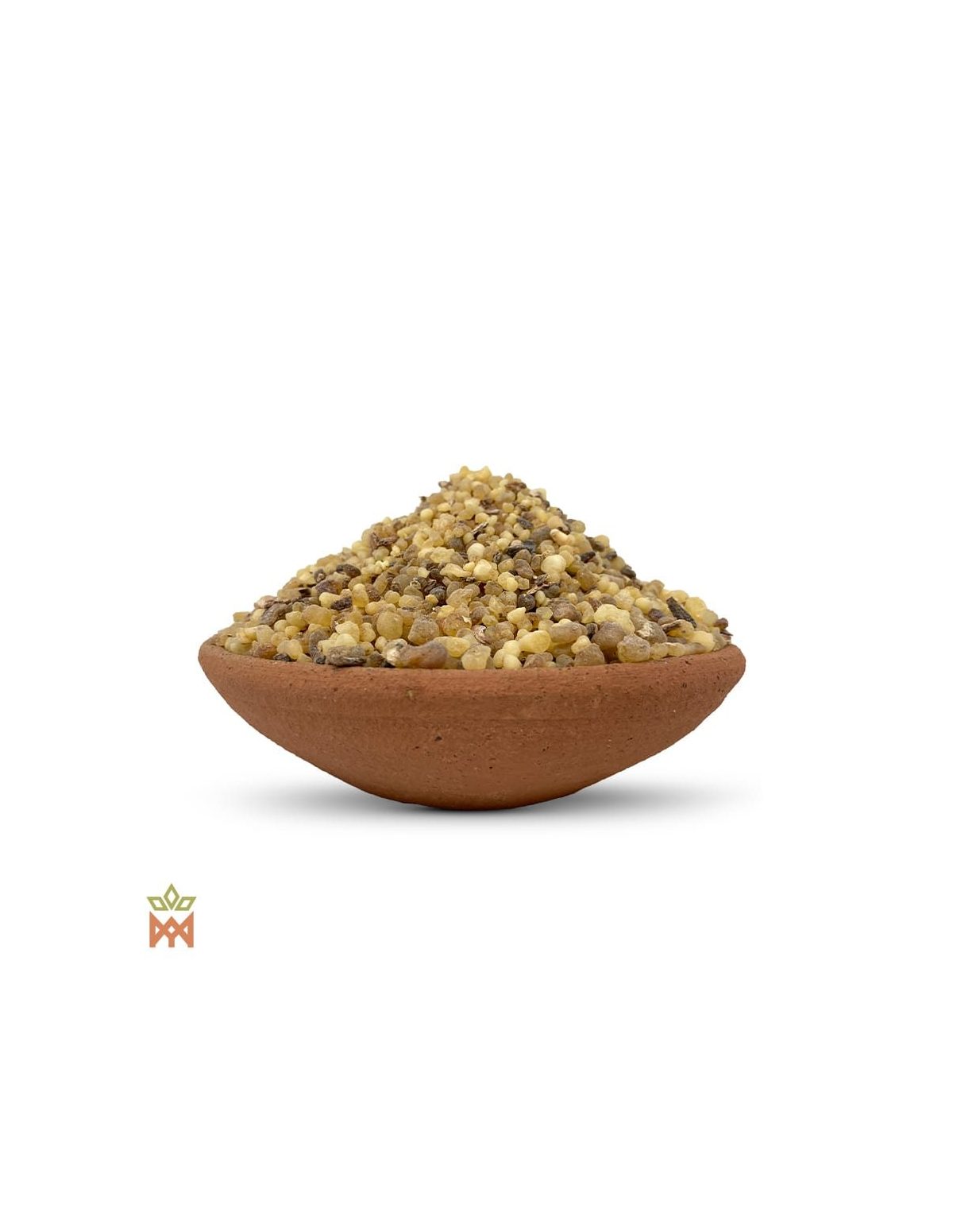 Résine de boswellia du Soudan – petits morceaux d’oliban jaune pâle à gris-brun dans un bol en terre cuite