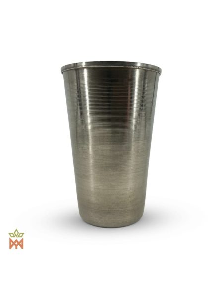 Tasse à maté du Paraguay – gobelet évasé en métal brossé, vue de profil